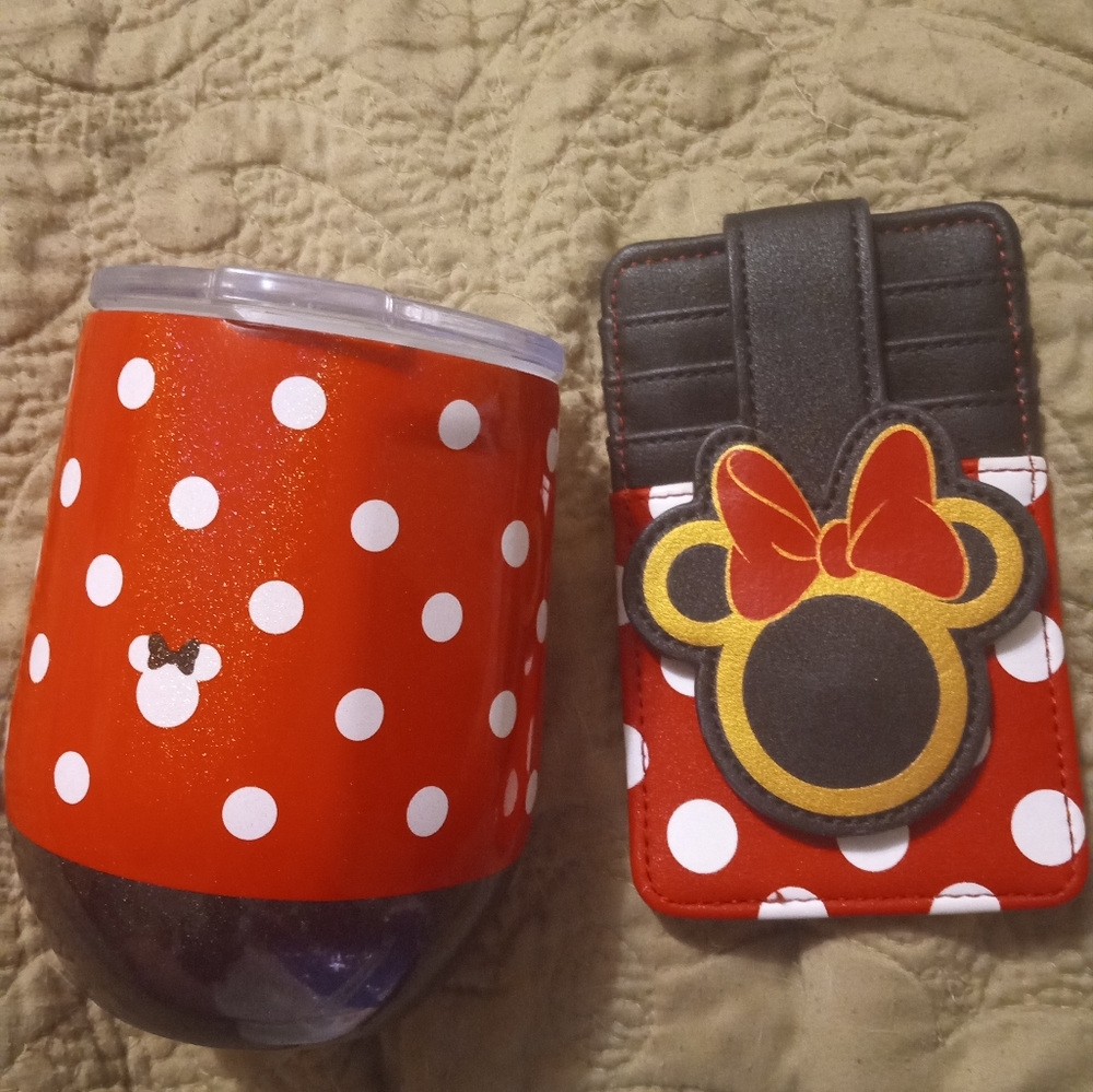 Minnie Mouse tumble and card holder. Never used
